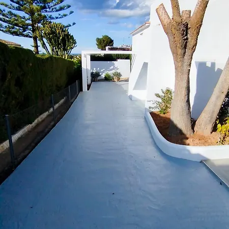 Naranjos House *